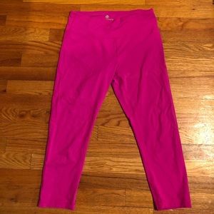 90 degree reflex 3/4 length leggings